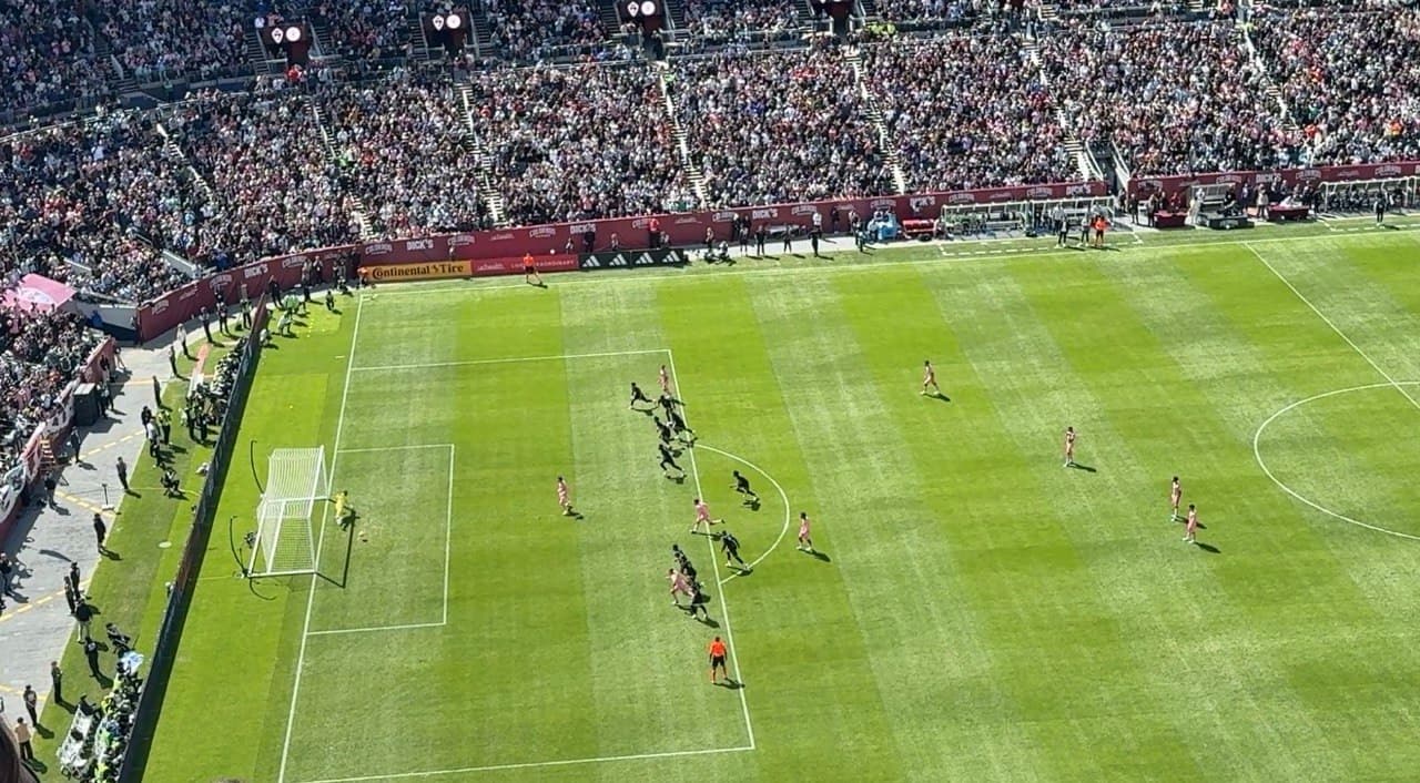 Messi penalty kick at Mile High
